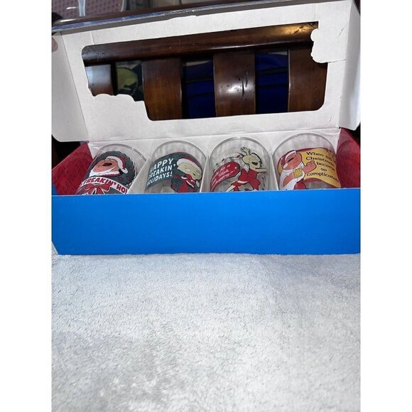 FAMILY GUY 16 oz Drinking Beverage Glasses Peter Lois Stewie Brian Set of 4 - Picture 9 of 12